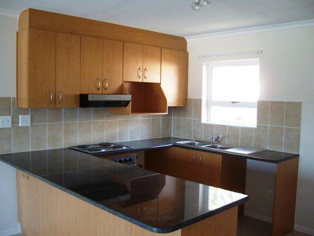 To Let 2 Bedroom Property for Rent in Somerset West Western Cape